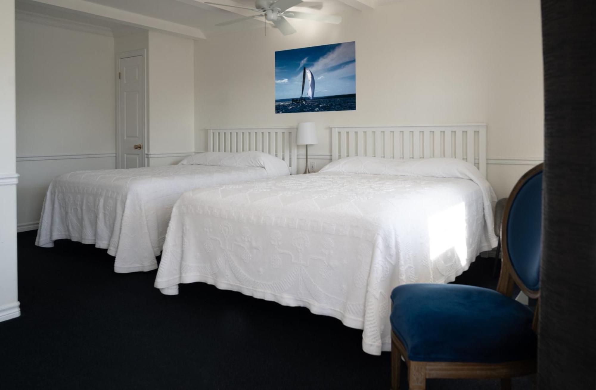 Telegraph House Motel Baddeck Ngoại thất bức ảnh