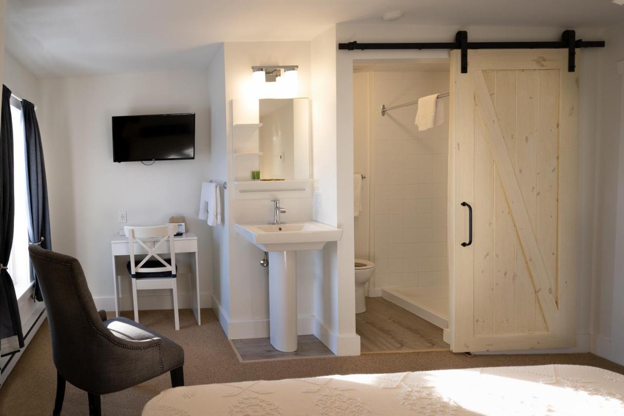 Telegraph House Motel Baddeck Ngoại thất bức ảnh